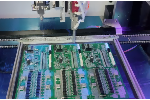 SMT加工廠中的三防漆注意事項(xiàng)簡(jiǎn)述